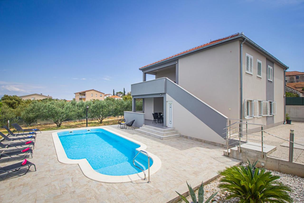 טרוגיר Vila Rozarija מראה חיצוני תמונה